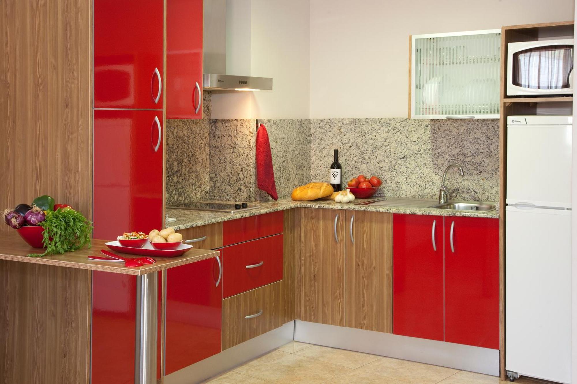 מונטנחוס Apartamentos Campuebla מראה חיצוני תמונה