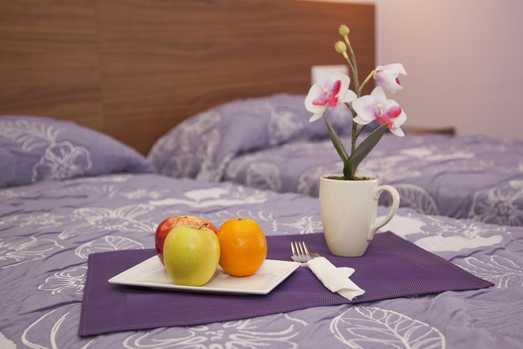 מונטנחוס Apartamentos Campuebla מראה חיצוני תמונה